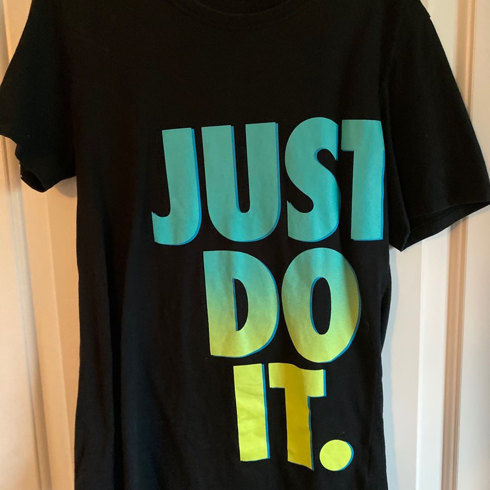 Black Nike Just Do It T-Shirt